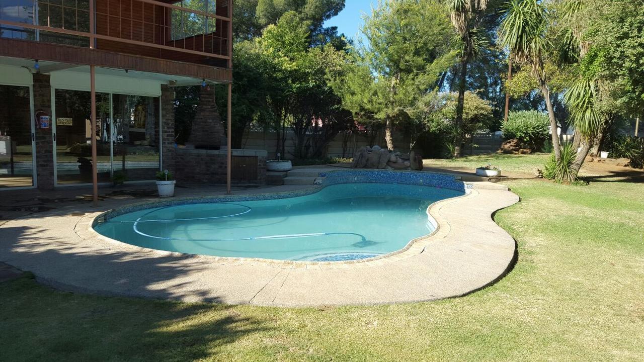 Sondela Bed & Breakfast Aliwal North Bagian luar foto