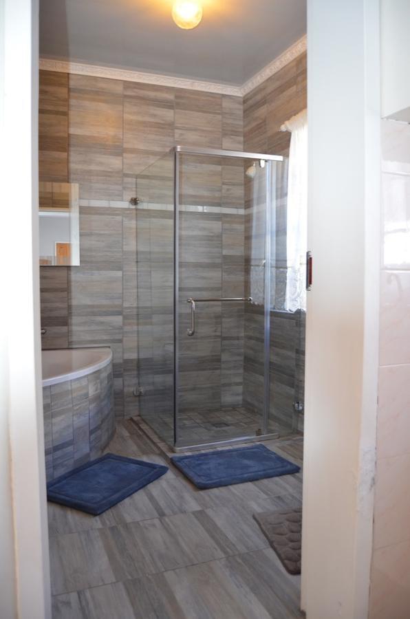Sondela Bed & Breakfast Aliwal North Bagian luar foto