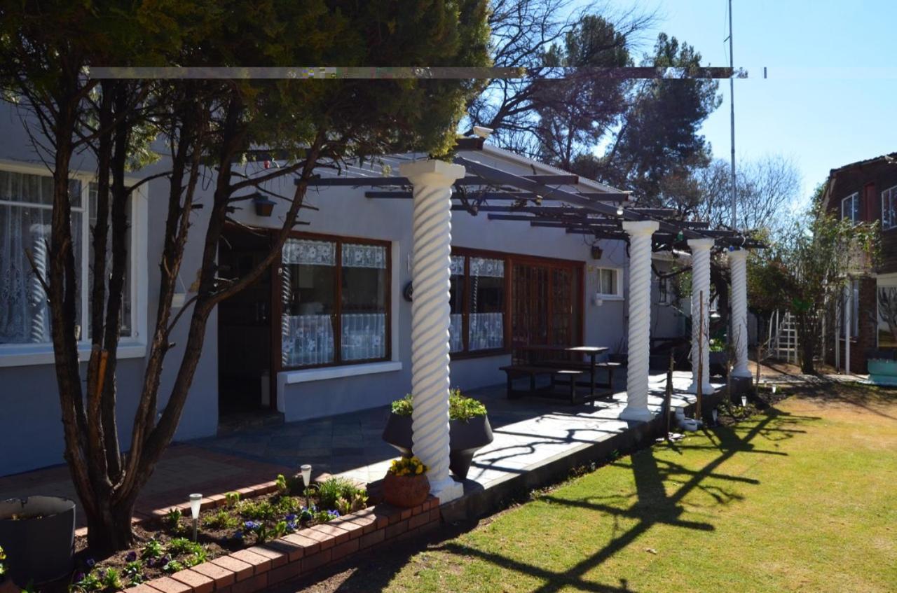 Sondela Bed & Breakfast Aliwal North Bagian luar foto