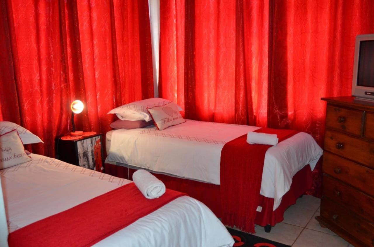 Sondela Bed & Breakfast Aliwal North Bagian luar foto